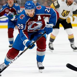 MacKinnon desktop wallpaper