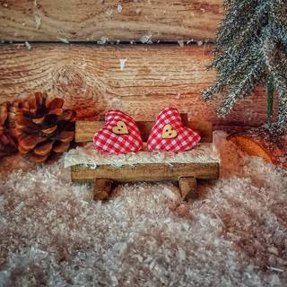 Rustic wood winter wallpaper