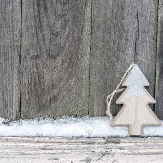 Rustic wood winter wallpaper