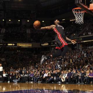 Lebron Miami desktop wallpaper