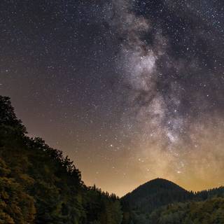 Milky Way iPhone wallpaper