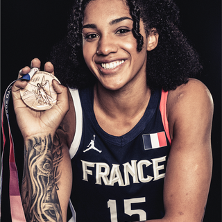 Gabby Williams wallpaper