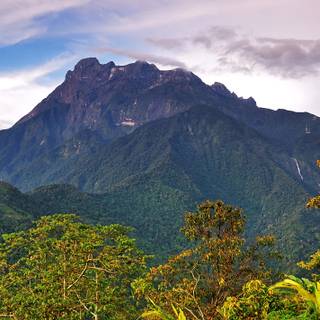 Mount Kinabalu wallpaper