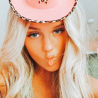 Cowgirl aesthetic PFP wallpaper