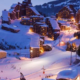 Winter village iPhone wallpaper