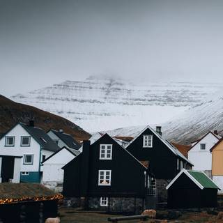 Winter village iPhone wallpaper