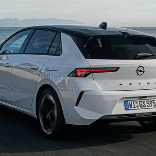 Opel Astra 2023 wallpaper