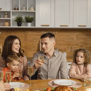 Thanksgiving dinner iPhone wallpaper