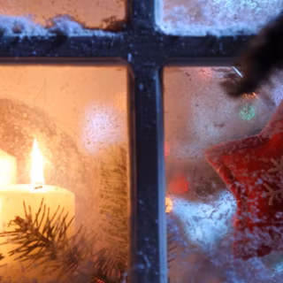 Winter snow window wallpaper