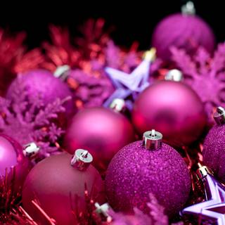 Violet Christmas wallpaper