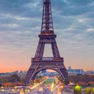 Eiffel Tower iPhone wallpaper