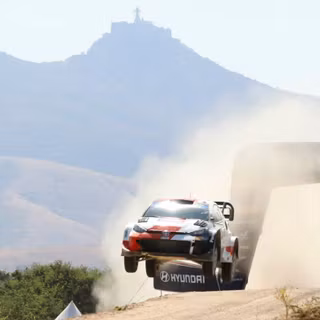WRC iPhone wallpaper