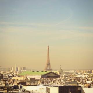 Eiffel Tower iPhone wallpaper