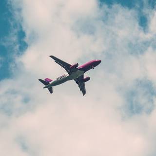 Phone airplane wallpaper