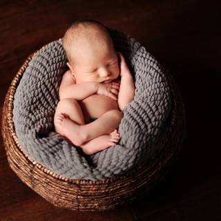 Baby birth wallpaper