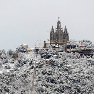 Winter Barcelona wallpaper