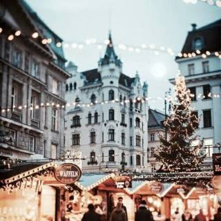 Christmas travel wallpaper