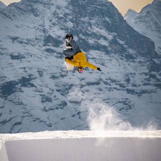 Snowboard iPhone wallpaper