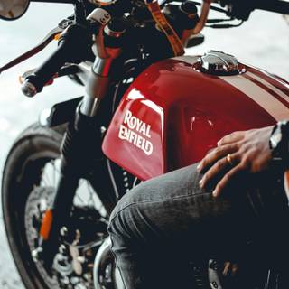 Royal Enfield GT 4k wallpaper