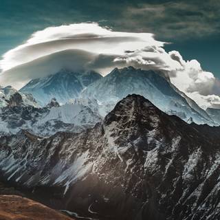 Winter Himalayan mountains wallpaper