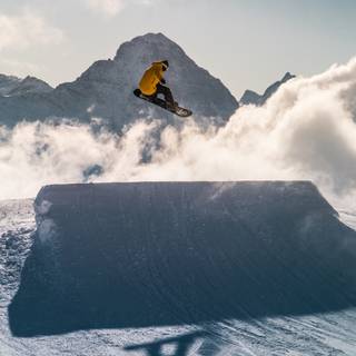 Snowboard iPhone wallpaper