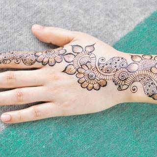 Mehndi art wallpaper