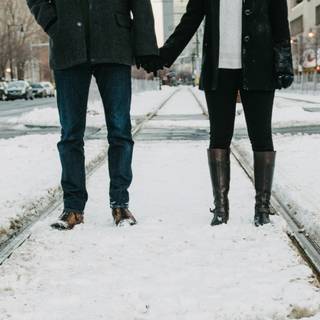 Winter tracking wallpaper