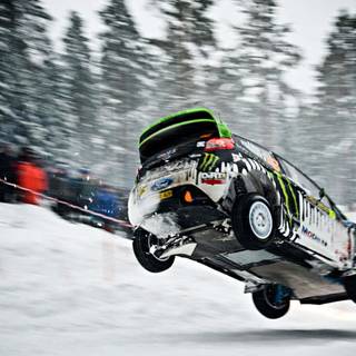 Race track winter wallpaper