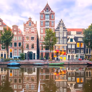 Pretty town wallpaper