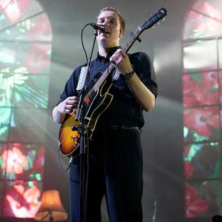 George Ezra Christmas wallpaper