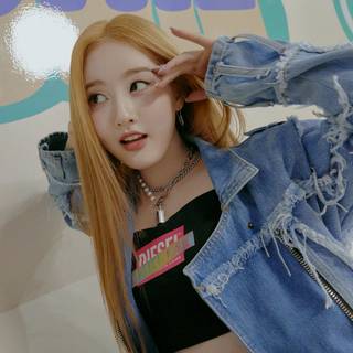 Park Si Eun wallpaper