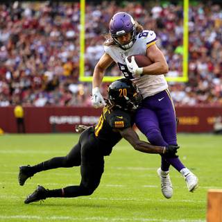 TJ Hockenson wallpaper