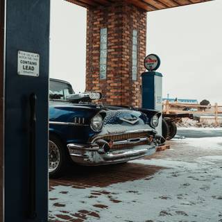 Vintage car winter wallpaper