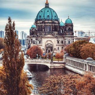 Berlin iPhone wallpaper