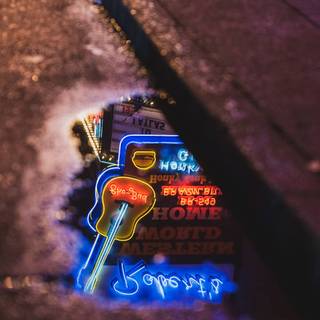 Street lamp 4k iPhone wallpaper