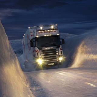 Winter vehicle wallpaper