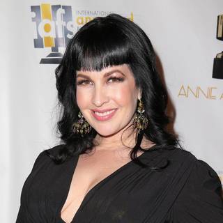 Grey DeLisle wallpaper