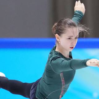 Kamila Valieva wallpaper