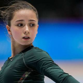 Kamila Valieva wallpaper