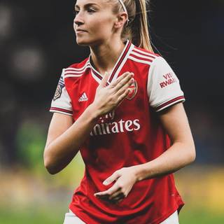 Leah Williamson iPhone wallpaper