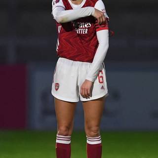 Leah Williamson iPhone wallpaper