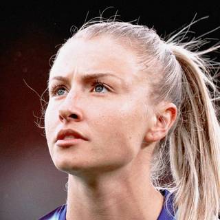 Leah Williamson iPhone wallpaper