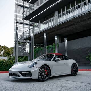 Porsche 911 1983 iPhone wallpaper