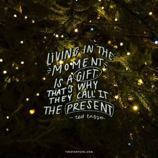 Aesthetic December wallpaper