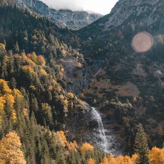 Valley autumn wallpaper