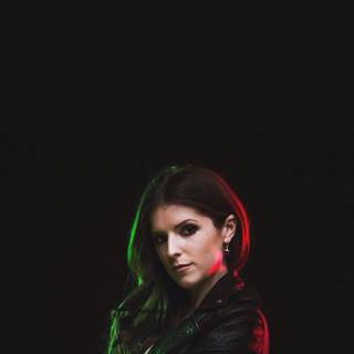 Anna Kendrick iPhone wallpaper