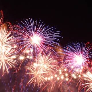 Fireworks phone wallpaper