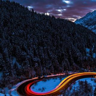 iPhone winter car wallpaper