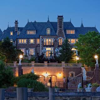 Billionaire house wallpaper