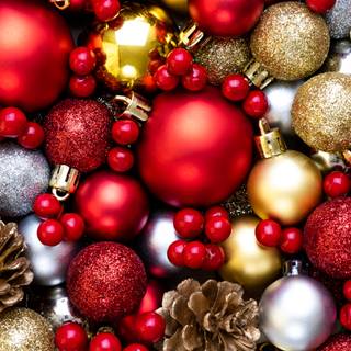 Xmas ornaments wallpaper